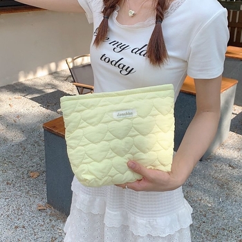 Kozmetička torbica s motivom srca, unutarnja torba, pamuk, podstava: poplin, za žene (Materijal: Pamuk; Uzorak: Ljubav; Podstava: Poplin; Namjena: Pohrana; Spol: Žene)