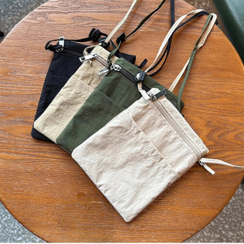 Izuzetno tanka, lagana crossbody torbica za telefon – minimalistički stil, unisex