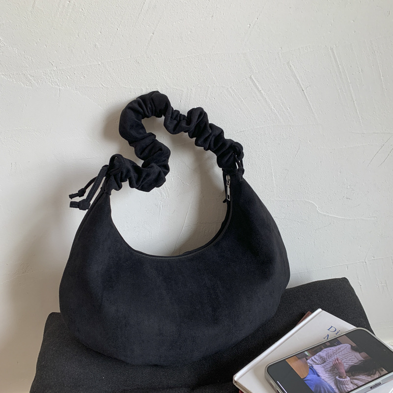 PU crossbody torba u stilu dumpling, zatvarač, poklopac, jednostruka naramenica, poliester podstava, unutarnji džep za telefon i kameru