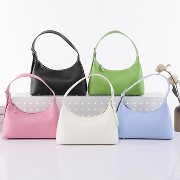 Dámska PU taška cez rameno, horizontálna štvorcová forma, zips uzáver, bez podšívky, vnútorné vrecká na telefón a ID