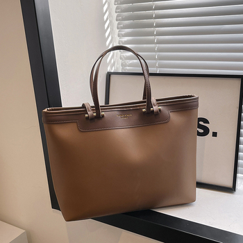 CHANGE SIMPLE Tote чанта PU материал, полиестерна подплата, цип, Зима 2024