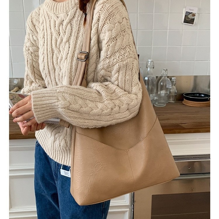 Tote чанта за жени – урбан стил, PU материя, вертикална квадратна форма, магнитно закопчаване, есен 2025