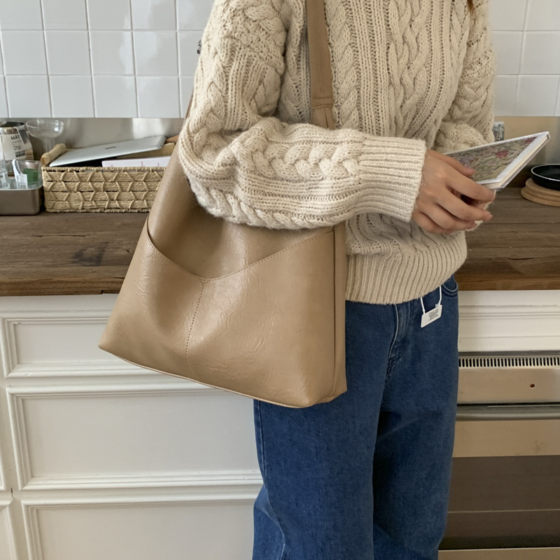 Tote чанта за жени – урбан стил, PU материя, вертикална квадратна форма, магнитно закопчаване, есен 2025