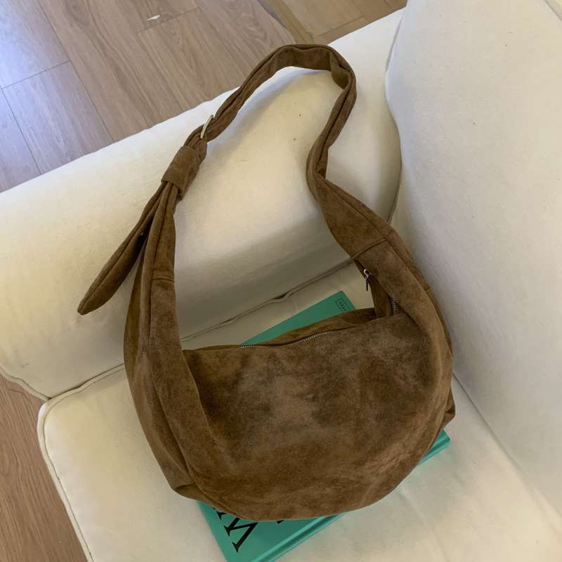 Torba crossbody s leopardovim uzorkom, dumpling stil, flanelni materijal, zatvarač, jedna naramenica, jesen 2025