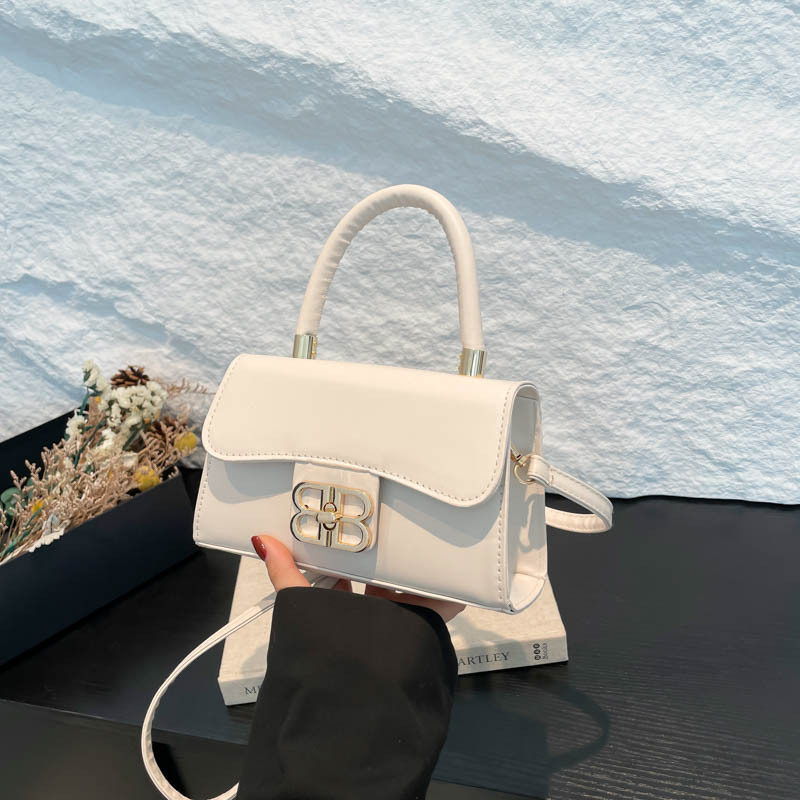 Кръстосана през рамо чанта от PU материал, хоризонтална квадратна форма, полиестерна подплата, закрито затваряне, вътрешен джоб с цип и джоб за мобилен телефон, единична презрамка, градски минималистичен стил, пролет 2025