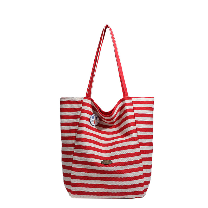 Платнена Tote чанта с едно рамо, хоризонтална квадратна форма, подплата полиестер, джоб с цип, стил Mix and Match