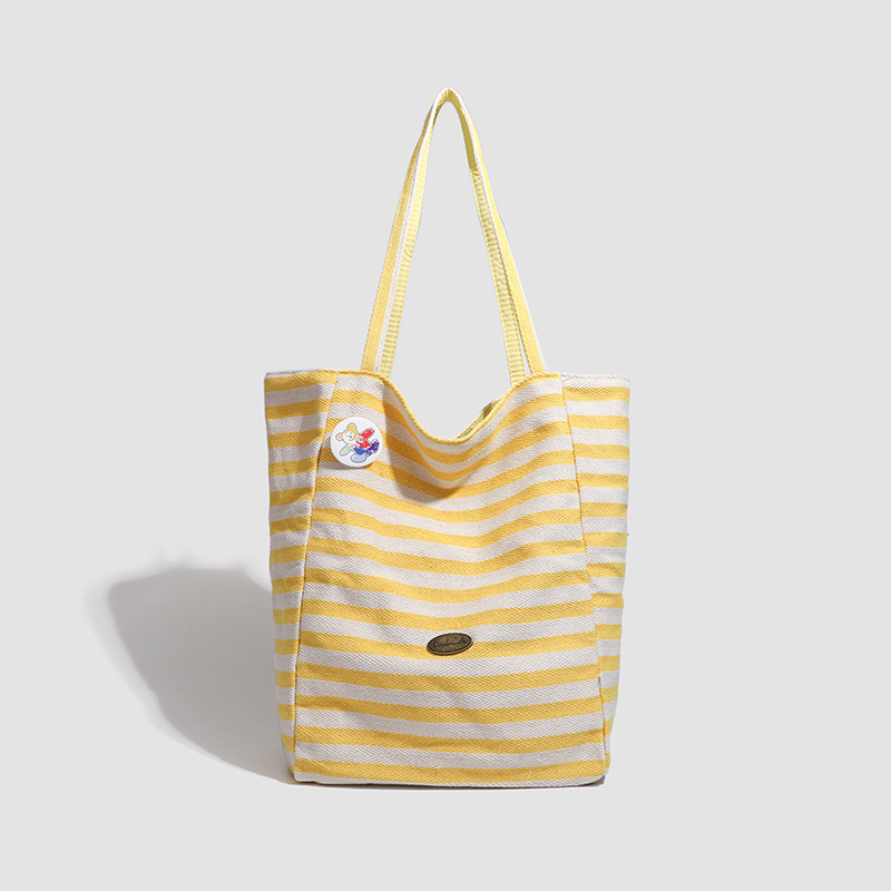 Платнена Tote чанта с едно рамо, хоризонтална квадратна форма, подплата полиестер, джоб с цип, стил Mix and Match