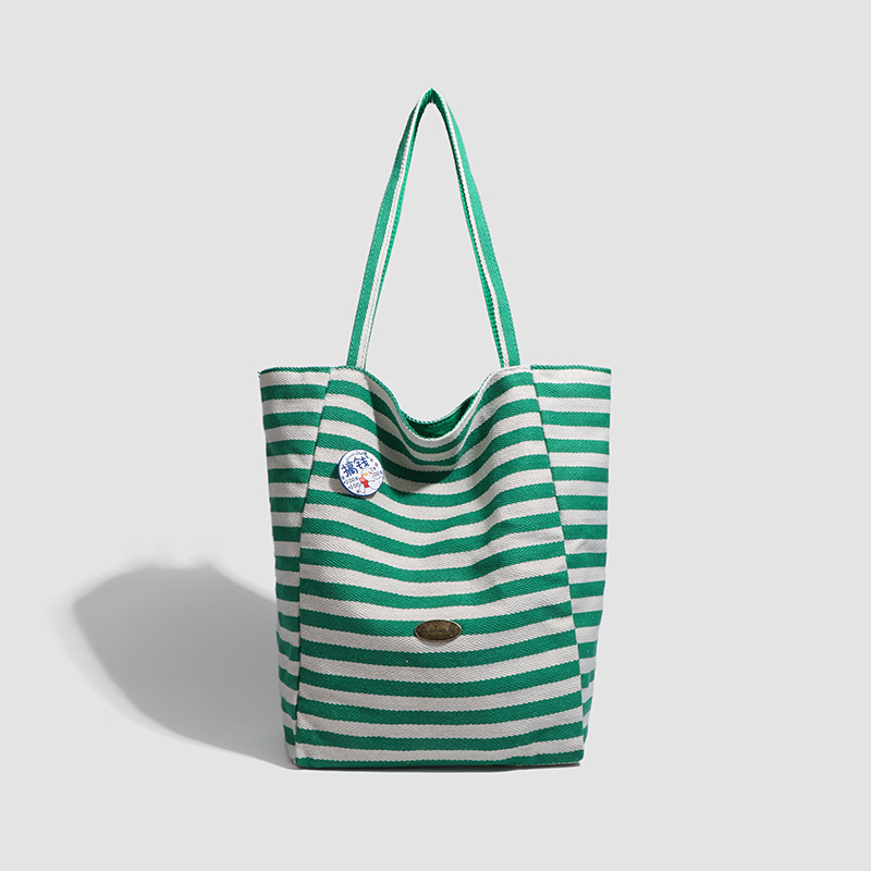 Платнена Tote чанта с едно рамо, хоризонтална квадратна форма, подплата полиестер, джоб с цип, стил Mix and Match