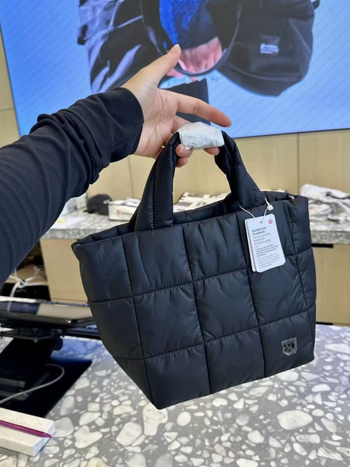 Lulu нейлонова торба за през рамо с пет отделения, 5 л капацитет, ципово откриване, вътрешен джоб за телефон