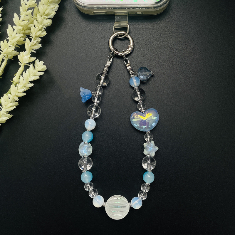 Telefonnyaklán szív, csillag és kagyló motívumokkal – kézzel készített, üveg elemek, nylon zsinór, fém csat