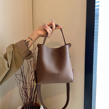 Lychee-pattern Bucket Bag, PU материал, вертикална квадратна форма, магнитно закопчаване, скрит джоб с цип