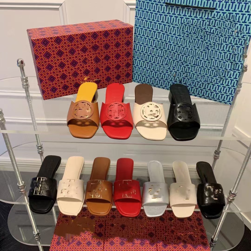 Női papucsok casual stílusban: mikroszálas felső rész, bőr belső, gumírozott talp, Slip-On