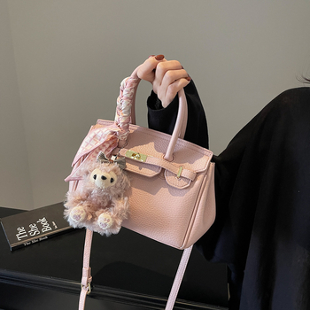 Torba za ramena i crossbody, PU materijal, horizontalni četverokutni oblik, zaključavanje, unutarnja džep za telefon, jedan remen