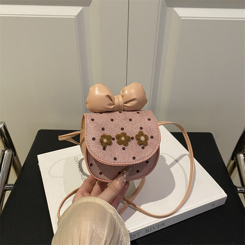 Dječja crossbody torba u lipstick stilu, PU materijal, horizontalni kvadratni oblik, magnetska kopča, poliester podstava