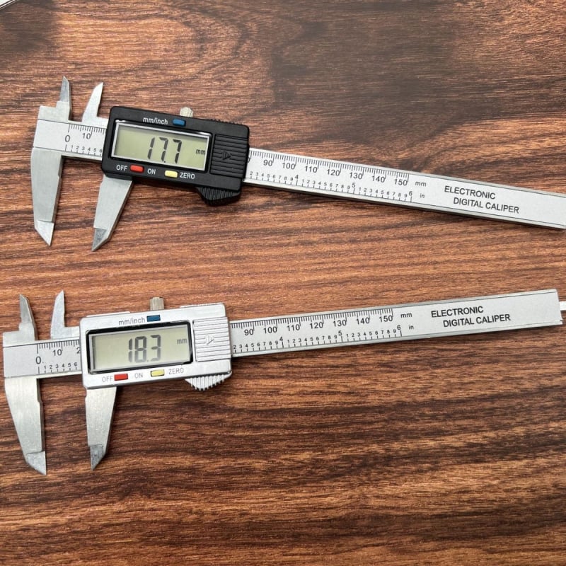Цифров калипер 0-150 мм, цинков сплав, измерване на вътрешен и външен диаметър, висока прецизност