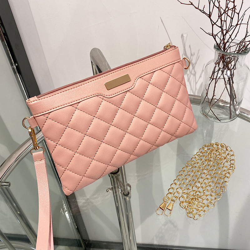 Geantă clutch din PU cu quilt brodat în formă de diamant, închidere cu fermoar, căptușeală poliester