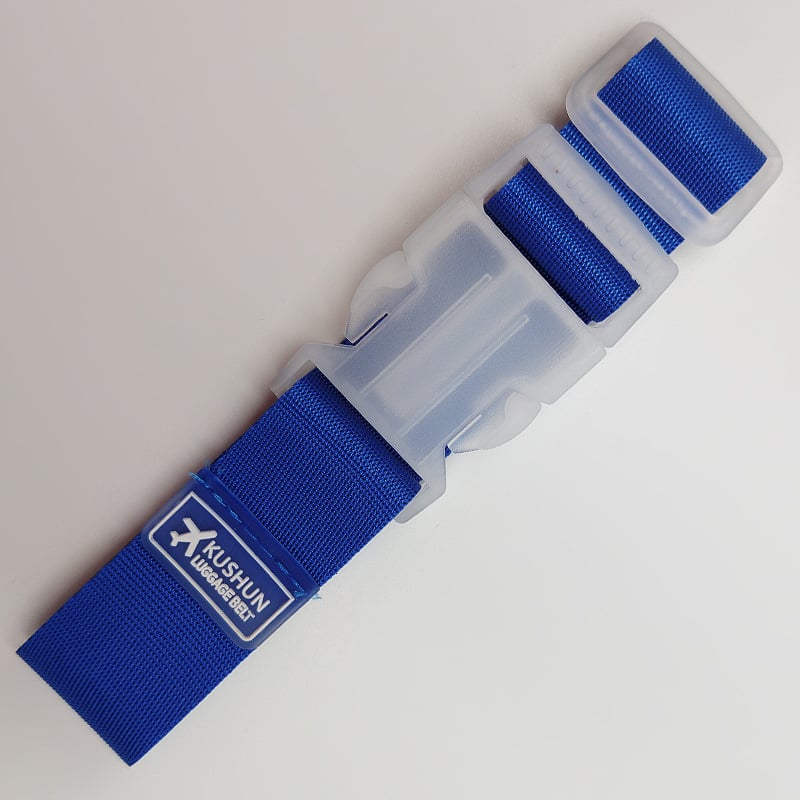 Bőrönd kiegészítő: kopásálló műanyag és poliészter szalag akasztócsattal (2023 ősz)