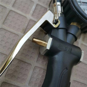 Digitālais riepu spiediena mērītājs ar inflatoru – augsta precizitāte, metāla korpuss, diapazons 0–16 bar