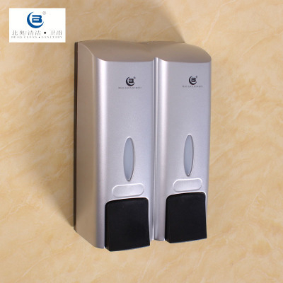 Стилен стенен дозатор за душ гел и шампоан с ръчно натискане – пластмаса, модерен стил, Northern austria