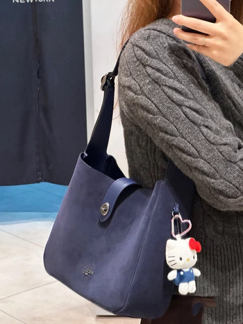 Hadley gradska minimalistička kožna crossbody torba s nubukom, magnetsko zatvaranje, džep za dokumente