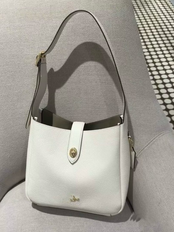 Hadley gradska minimalistička kožna crossbody torba s nubukom, magnetsko zatvaranje, džep za dokumente
