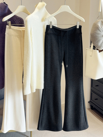 Ženske hlače s flecom iznutra, debeli, blago prošireni kroj, elastični visok pojas, casual stil, zima 2025