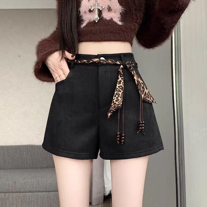 Къси панталони със замшево въздушно покритие за жени, висока талия, А‑образна линия, широки крачоли, полиестер 70–80%, зима 2025