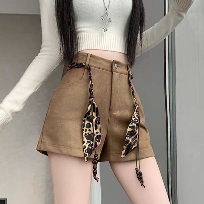 Къси панталони със замшево въздушно покритие за жени, висока талия, А‑образна линия, широки крачоли, полиестер 70–80%, зима 2025