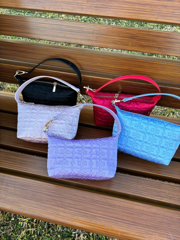 Satenska tote torba u korejskom stilu s ID džepom, zatvaranje na zip, poliester podstava, horizontalni kvadratni oblik, zimsko izdanje 2024