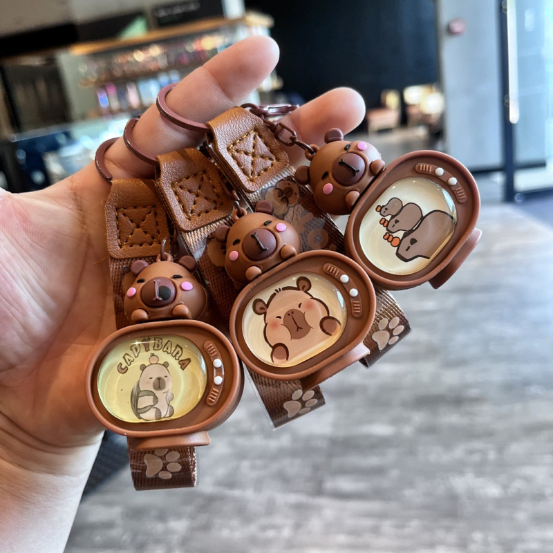 Kapibara Svijetleći Ključni Privjesak, Silikonski Privjesak s Karikaturom