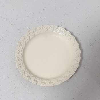 Francuski stil reljefna keramička ploča za večeru i desert, doručak i voćna salata, stolni servis (Keramika, nepravilan oblik, mikrovalna otporna, završna obrada pod glazurom, otisak logotipa)