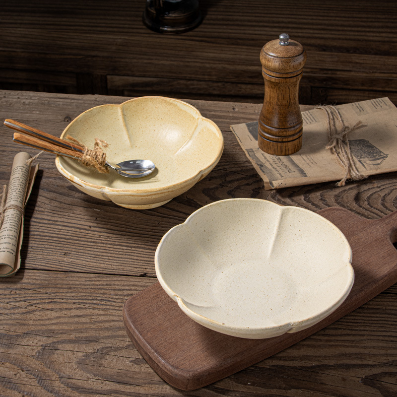 Porcelanska zdjela, ručno izrađena, mat završna obrada, nepravilnog oblika, stil lagani luksuz retro; pogodna za mikrovalnu, perilicu posuđa i pećnicu