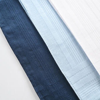 Nosinės servetėlė – 100% medvilnė, satino kraštas, 15 g; Prekės ženklas: Yan su xing; Logotipo atspaudas: leidžiamas