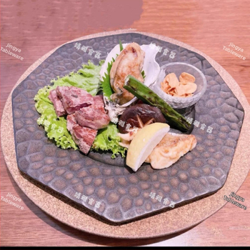 Japāņu Kaiseki keramikas galda serviss ar sashimi un suši plate, vienkāršs stils, pielāgošana pieejama (Materiāls: keramika; Izcelsme: Ķīnas kontinentāls; Roku darbs: Nē; Pielāgošana: Pieejama)