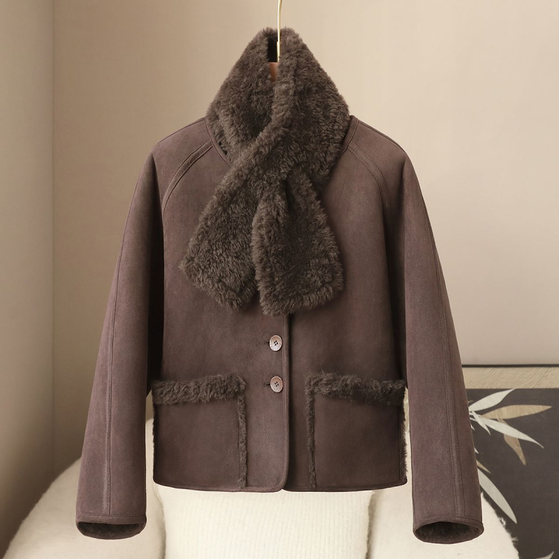 Sieviešu divpusīgs kažokādas mētelis no vilnas un poliesteres maisījuma — ziemas 2025, izsmalcināts pilsētas stils