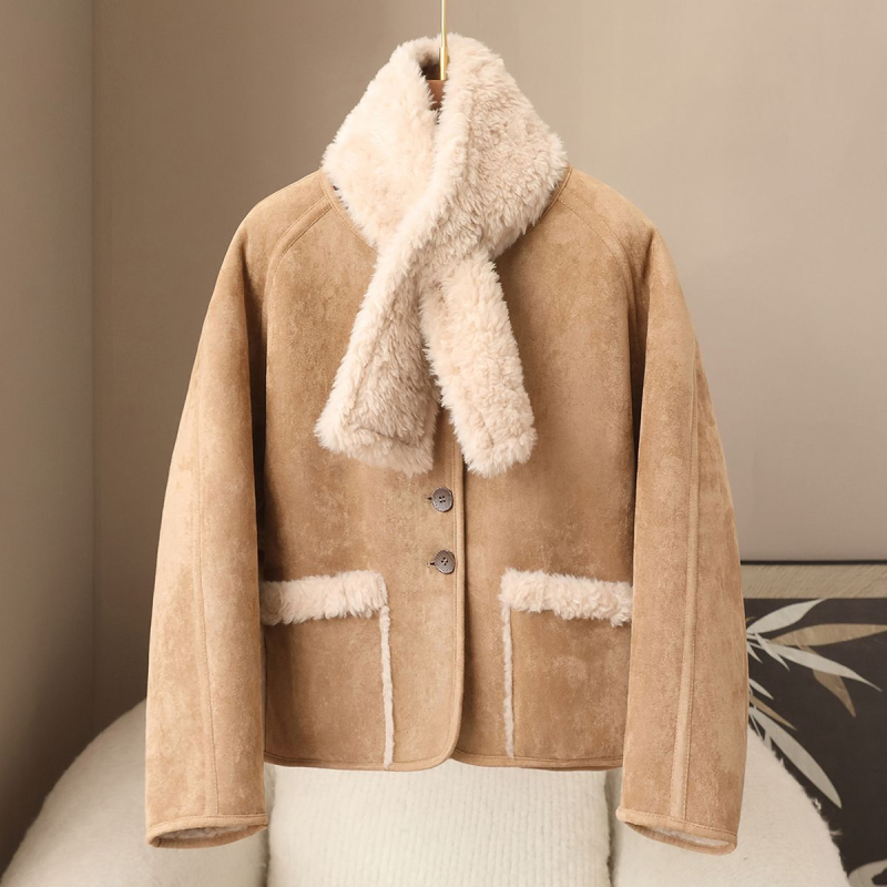 Sieviešu divpusīgs kažokādas mētelis no vilnas un poliesteres maisījuma — ziemas 2025, izsmalcināts pilsētas stils