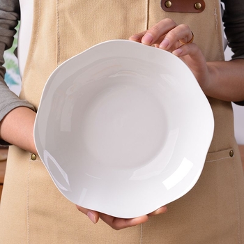 Keramički tanjur – čipkast oblik, jušni tanjur, mikrovalna kompatibilnost, jednofarban dizajn