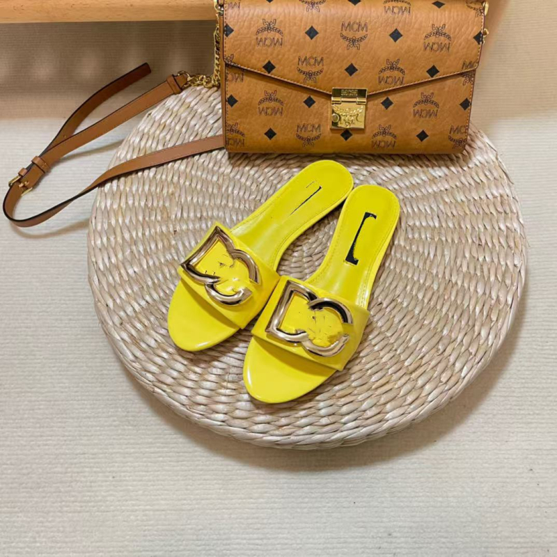 Női D-buckle lapos szandál, felsőrész műbőr, talp gumi, gyors száradás és lélegző, 2025 tavasz