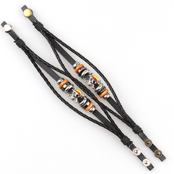 Brățară One Piece: brățară DIY din piele cu mărgele, închizătoare din aliaj de zinc, lucrată manual (Material: Cortex; Proces de prelucrare: Manual; Stil: Unisex, Punk; Categoria: Brățară)