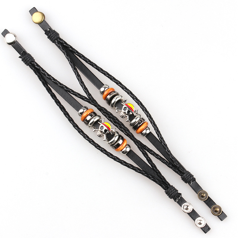 Brățară One Piece: brățară DIY din piele cu mărgele, închizătoare din aliaj de zinc, lucrată manual (Material: Cortex; Proces de prelucrare: Manual; Stil: Unisex, Punk; Categoria: Brățară)