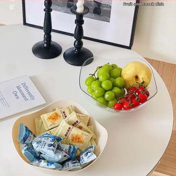 Ovocná tácka do obývačky – PET materiál, moderný minimalistický štýl, luxusný dizajn (Materiál: PET; Značka: Modesty; Kategória: ovocná miska; Uvedenie na trh: leto 2025)