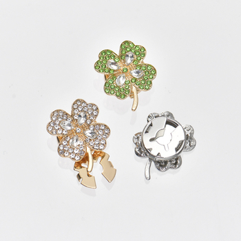 Rhinestone gombok négylevelű lóhere formában, könnyed luxus stílus, diamantokkal díszített, kristály