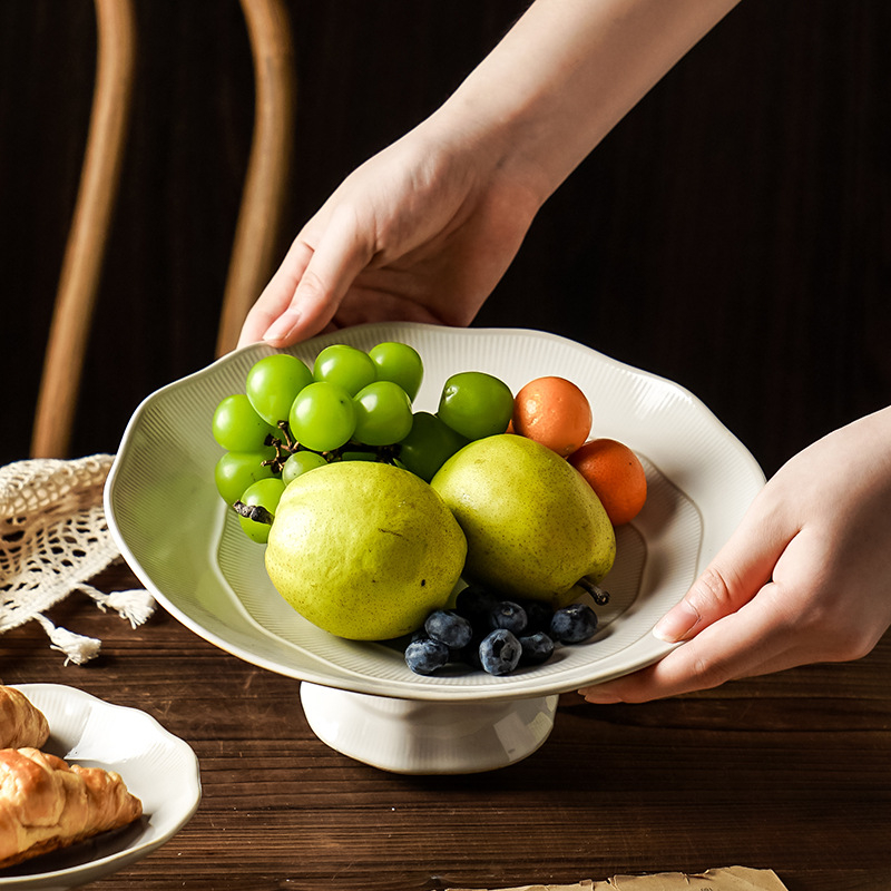 Порцеланова плодова чиния, японски стил, семпъл дизайн, пускане през лятото 2024
