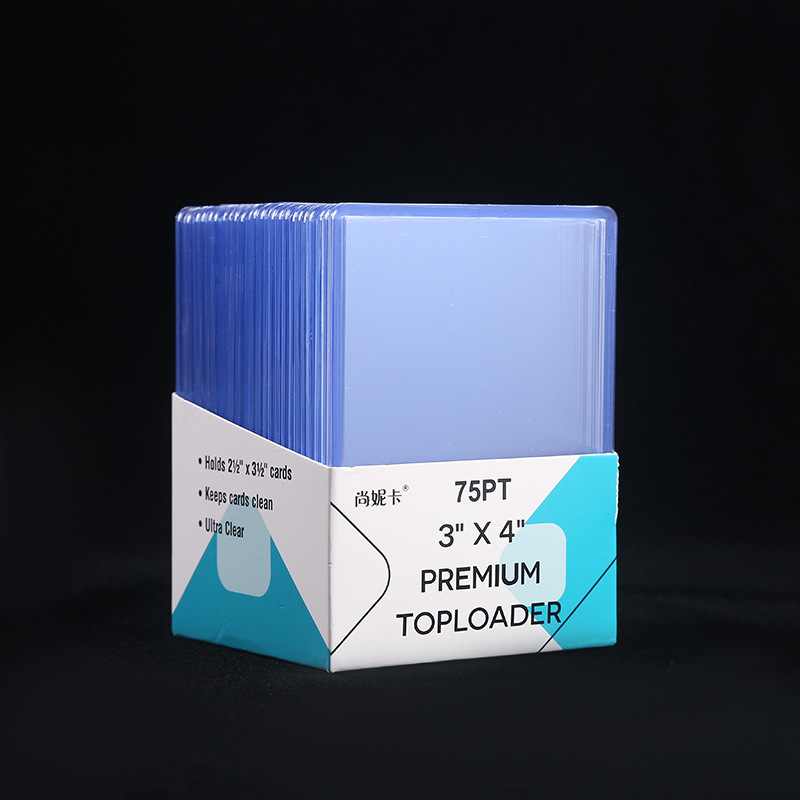 Držač kartica – prozirna plastika, moderni minimalistički stil, kompatibilan s Pokémon TCG i MTG, 35–130pt kartice