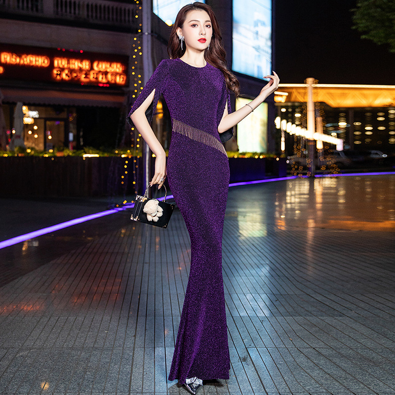 Rochie de seară cu siluetă de coadă de pește, talie înaltă, mâneci petale, lungă, poliester (70–80%)