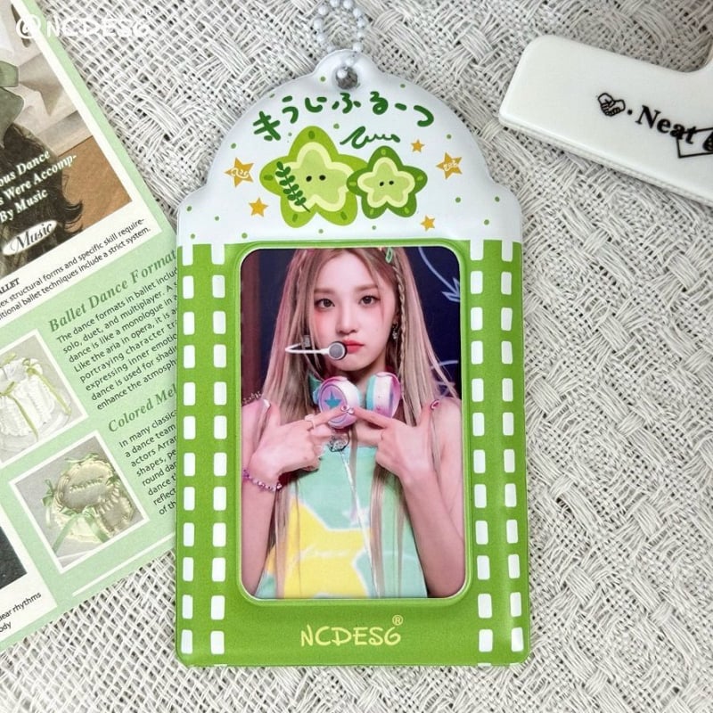 PVC kártyatartó medál rajzfilm mintával, uniszex, mindennapi kártyaorganizátor