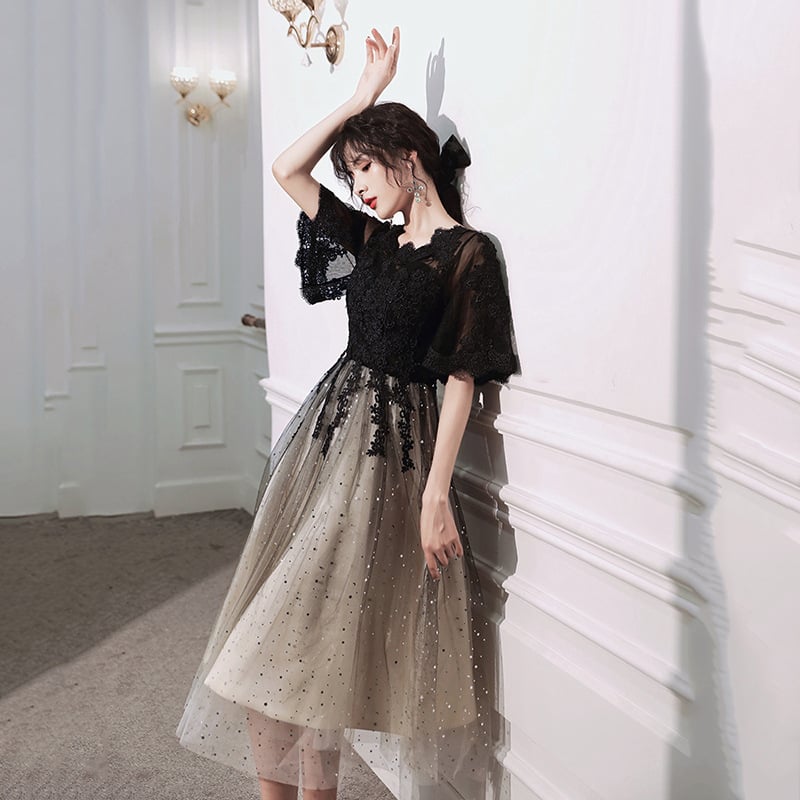 Вечерна рокля за годишна среща, 2025 нова пролет-лято, черна, висока талия, полуръкав, пола миди, принцески силует (Полиестеров плат • 95%+ полиестер • Висока талия • Полуръкав • Пола миди)