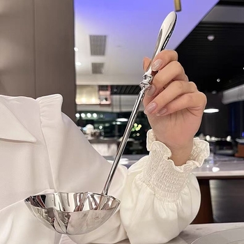 Κουτάλι σούπας από ανοξείδωτο ατσάλι 304 με παχύτερη λαβή σε σχήμα κολοκύθας, κατάλληλο για εστιατόρια και ξενοδοχεία, με φινίρισμα καθρέφτη