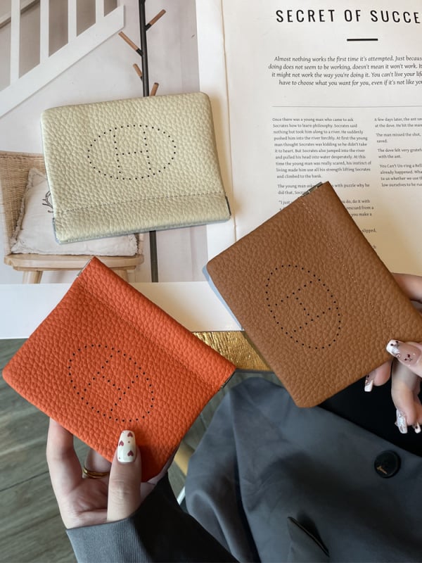 Muqu kožni novčanik za žene – gradski minimalistički stil, s jednim preklopom, bez podstavke