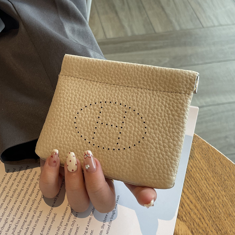 Muqu kožni novčanik za žene – gradski minimalistički stil, s jednim preklopom, bez podstavke